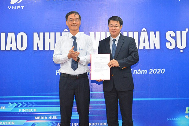 Ông Nguyễn Trường Giang được giao quyền Tổng giám đốc VinaPhone