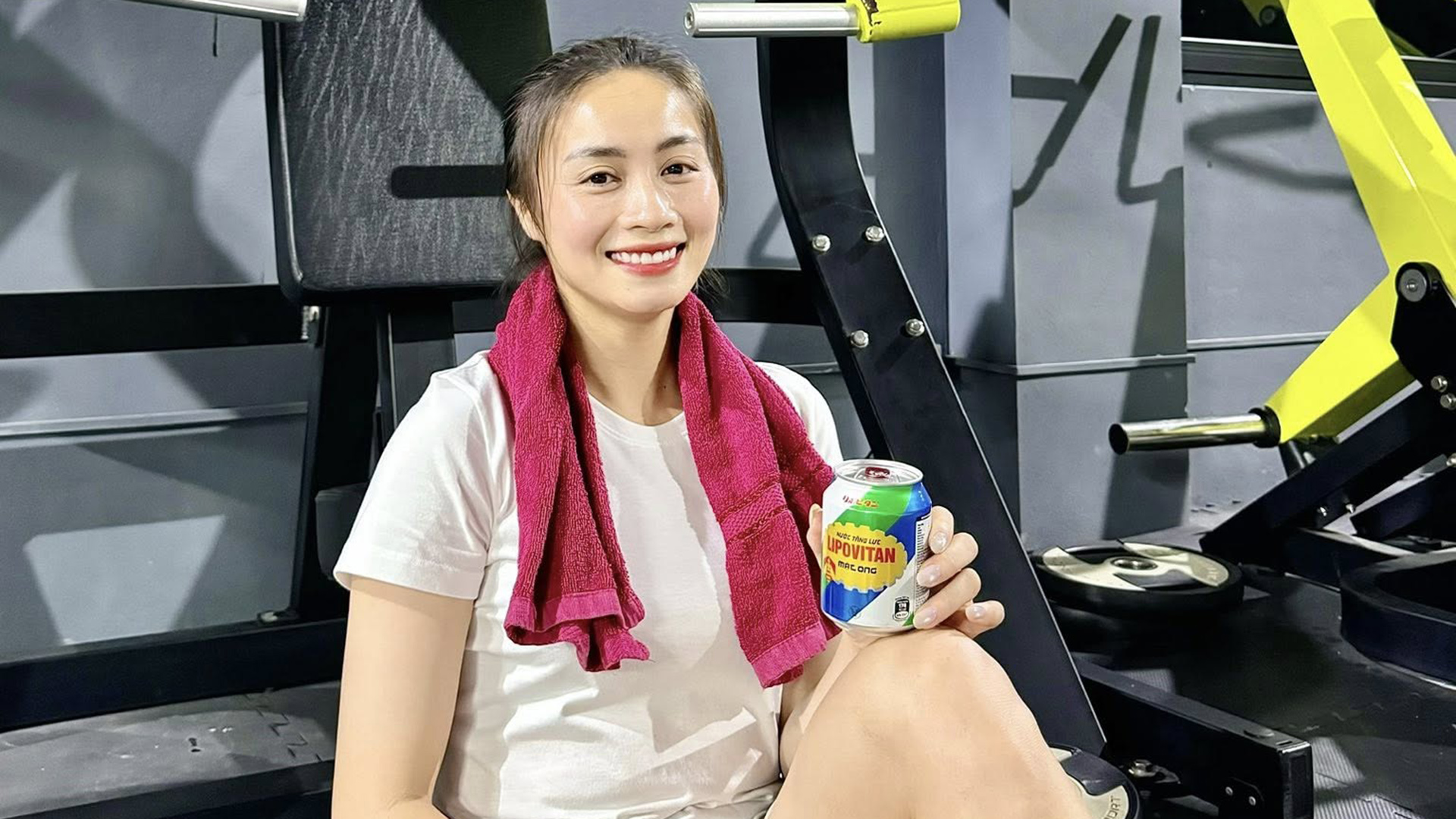 Lipovitan trong câu chuyện tập luyện hằng ngày của cầu thủ Hoàng Loan